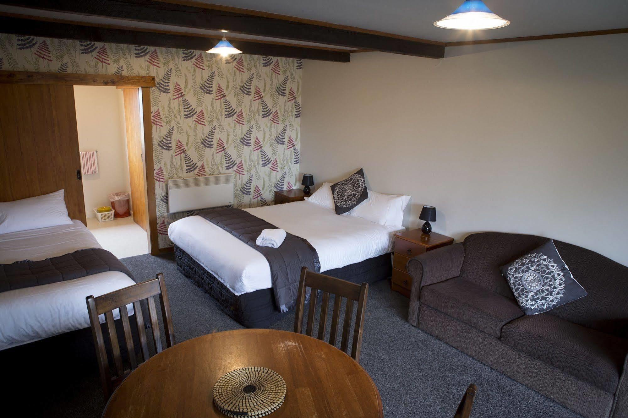 Glentanner Park Centre Hotel Aoraki / Mount Cook Exterior foto